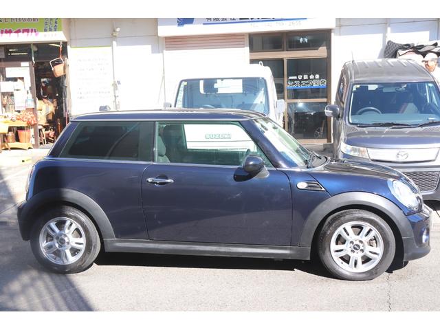ＭＩＮＩ ワン　パワーウインドウ　エアコン　サイドエアバッグ　運転席エアバッグ　ＡＢＳ　パワーステアリング　助手席エアバック（2枚目）
