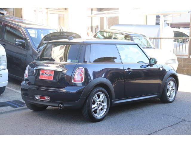 ＭＩＮＩ ワン　パワーウインドウ　エアコン　サイドエアバッグ　運転席エアバッグ　ＡＢＳ　パワーステアリング　助手席エアバック（6枚目）