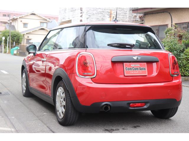 ＭＩＮＩ ワン　パワステ　パワーウインド　サイドエアバッグ　マニュアルエアコン　Ｂｌｕｅｔｏｏｔｈ接続　助手席エアバッグ　ＡＢＳ　オートクルーズコントロール　運転席エアバッグ（8枚目）