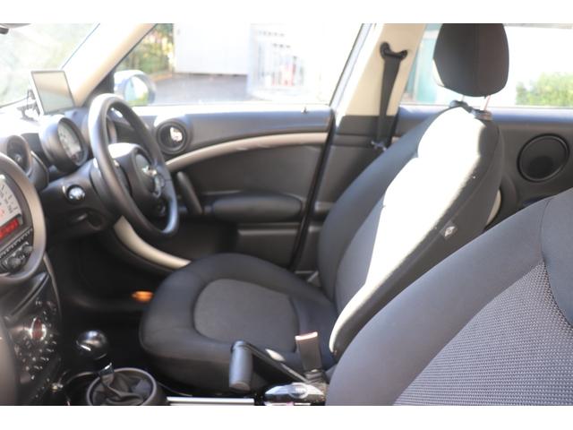 ＭＩＮＩ クーパー　クロスオーバー　パワーウィンドウ　ＷエアＢ　エアバック　パワステ　エアコン　ＡＢＳ　サイドエアバック（22枚目）