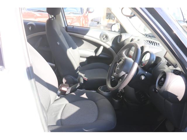 ＭＩＮＩ クーパー　クロスオーバー　パワーウィンドウ　ＷエアＢ　エアバック　パワステ　エアコン　ＡＢＳ　サイドエアバック（30枚目）