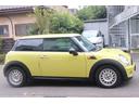 ＭＩＮＩ ワン　パワーウインドウ　エアコン　サイドエアバッグ　運転席エアバッグ　ＡＢＳ　パワーステアリング　助手席エアバック（7枚目）