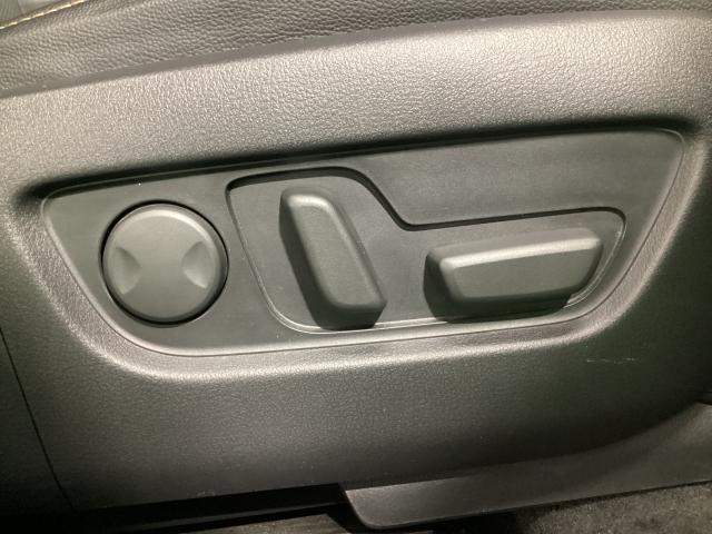 ＣＸ－６０ ３．３　ＸＤ　Ｌパッケージ　ディーゼルターボ　４ＷＤ　ワンオーナー　４ＷＤ　マツダコネクト　ＥＴＣ　ドラレコ　パワーリアゲート　黒革シート　ＬＥＤ　１オーナー　ドラレコ　ＥＴＣ　４ＷＤ　オートハイビーム　スマートキー　シートヒーター　アイドリングストップ（8枚目）