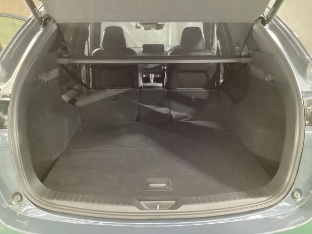 CX-5 2.2 XD エクスクルーシブ モード ディーゼルターボ 4 4WD ワンオーナー 360モニター ETC BOSE 1オーナー車 地デジ レーンキープ 盗難防止装置 本革シート Bluetooth対応 キーレス 記録簿 LED クリアランスソナー AWD(12枚目)