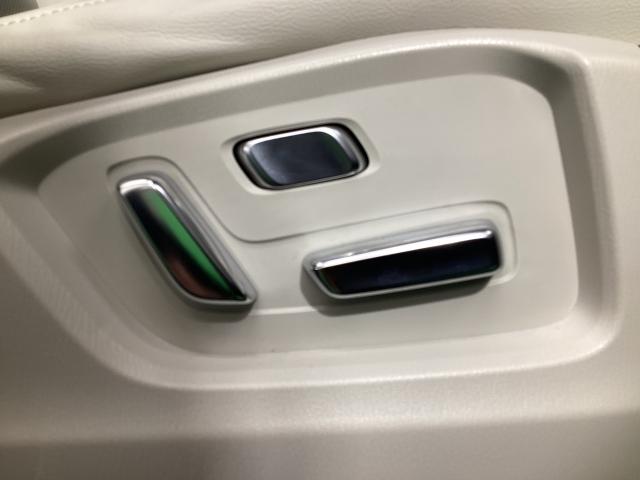 CX-8 2.2 XD Lパッケージ ディーゼルターボ 4WD 7人乗り ワンオーナー ETC2.0 360モニター パワーリアゲート オートリアゲート 定期点検記録簿 DVD再生機能 レーンキープ 本革シート Bluetooth接続 クリアランスソナー ヒーター(8枚目)