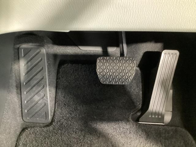 CX-8 2.2 XD Lパッケージ ディーゼルターボ 4WD 7人乗り ワンオーナー ETC2.0 360モニター パワーリアゲート オートリアゲート 定期点検記録簿 DVD再生機能 レーンキープ 本革シート Bluetooth接続 クリアランスソナー ヒーター(34枚目)