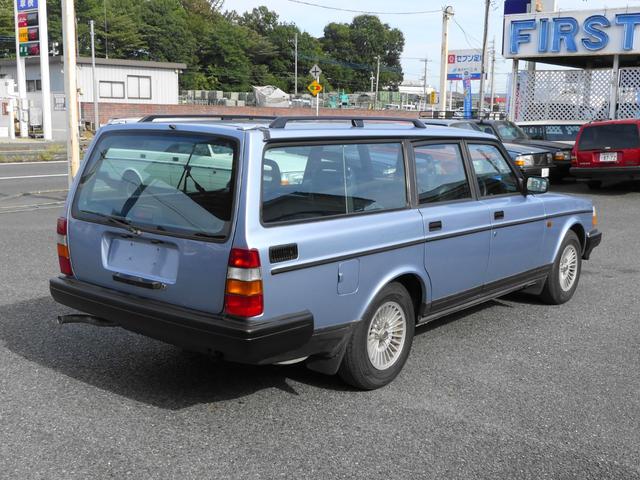 ２４０ワゴン ２４０クラシックワゴン　最終モデル　限定車　本革シート（4枚目）