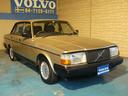 VOLVO 240