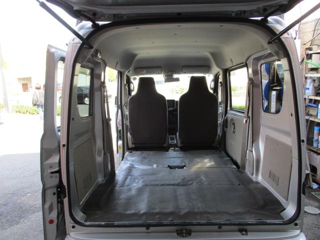 エブリイ ＰＡリミテッド　ハイルーフ　オートマチック車　軽バン　軽箱バン　ブレーキサポート　キーレスキー　集中ドアロック　社外ナビ＆ＴＶ　シルバー色　軽車中泊（19枚目）