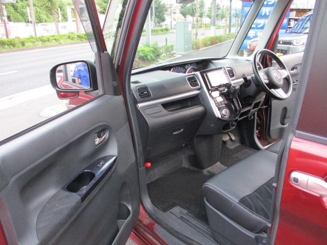 タント カスタムＲＳ　トップエディションＳＡＩＩ　インタークーラーターボ　オートマチック車　スマートキー　両側パワースライドドア　バックカメラ　ブレーキサポート　純正アルミホイール　オートエアコン　パワースライドドア　パワーウィンドウ　赤色（16枚目）