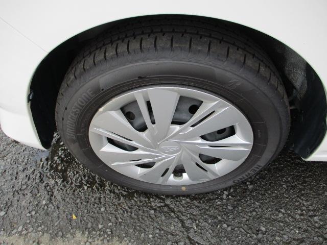 ミライース Ｘ　ＳＡＩＩＩ　盗難防止アラーム　衝突回避支援ブレーキ機能　コーナーソナー　運転席助手席エアバック　横滑防止　ＬＥＤライト　オートハイビーム　キーレスキー　パワーウインドウ　エアコン　パワステ　ＡＢＳ　ＥＴＣ　ナビ（18枚目）