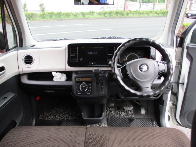 ＭＲワゴン Ｔ　ダブルエアバッグ　ＰＳ　ＰＷ　盗難防止装置　オートエアコン　ＡＢＳ　運転席エアバッグ　衝突安全ボディ　バックカメラ　スマートキー　プッシュスタート　インタークーラーターボ　純正アルミホイール　ＥＴＣ（4枚目）