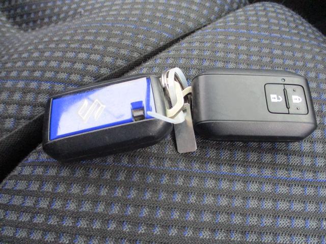 ワゴンR  セフティーパッケージ プッシュスタート 運転席シートヒーター アイドリングストップ オートライト オートエアコン(12枚目)