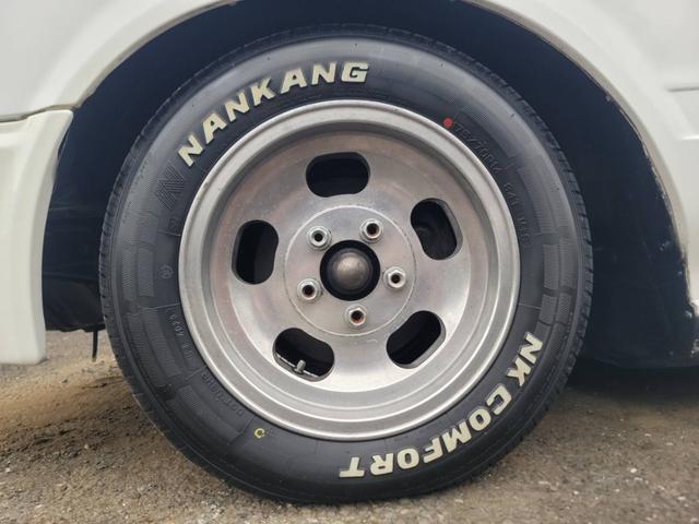 クラウンバン DX 純正5MT・ローダウン・タイベル交換済み・ホワイトレタータイヤ・社外14AW(9枚目)
