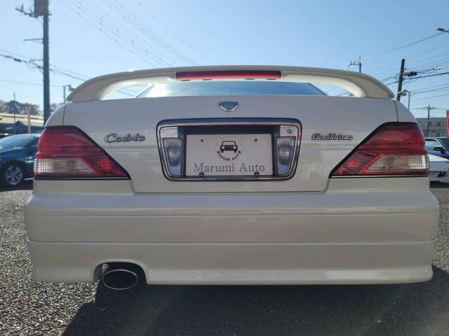 セドリック グランツーリスモＳＶ　フルエアロ・ニスモマフラー・フロントタワーバー・パワーシート・キーレス・ＢＢＳ１７インチアルミ（6枚目）