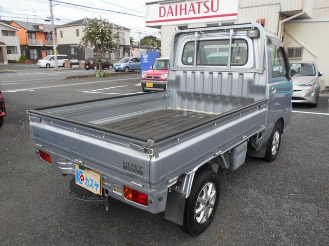 ハイゼットトラック ＥＸＴ　４ＷＤ　フロア５速　エアコン　パワステ　パワーウィンドウ　集中ドアロック　社外アルミ　スタッドレスタイヤ　作業灯　タイミングチェーン方式　ワンオーナー　軽自動車（4枚目）