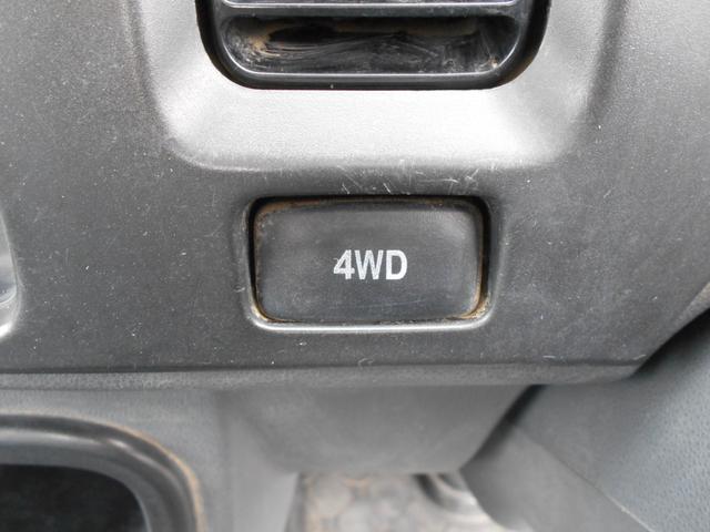 ハイゼットトラック ＥＸＴ　４ＷＤ　フロア５速　エアコン　パワステ　パワーウィンドウ　集中ドアロック　社外アルミ　スタッドレスタイヤ　作業灯　タイミングチェーン方式　ワンオーナー　軽自動車（20枚目）