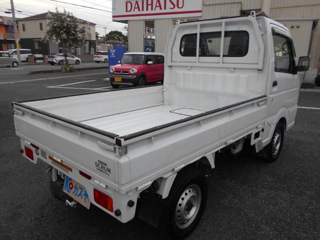 スクラムトラック ＫＣエアコン・パワステ　フロア５速　エアコン　パワステ　ＡＢＳ　エアバッグ　軽自動車（4枚目）