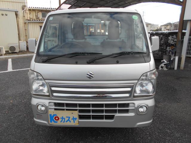 キャリイトラック ＫＸ　フロア５速　Ｆｕｌｌ装備　フォグランプ　作業灯　キーレス　ＣＤチューナー　メッキグリル　ボディ同色ドアミラー・アウターハンドル　ワンオーナー　軽自動車（6枚目）