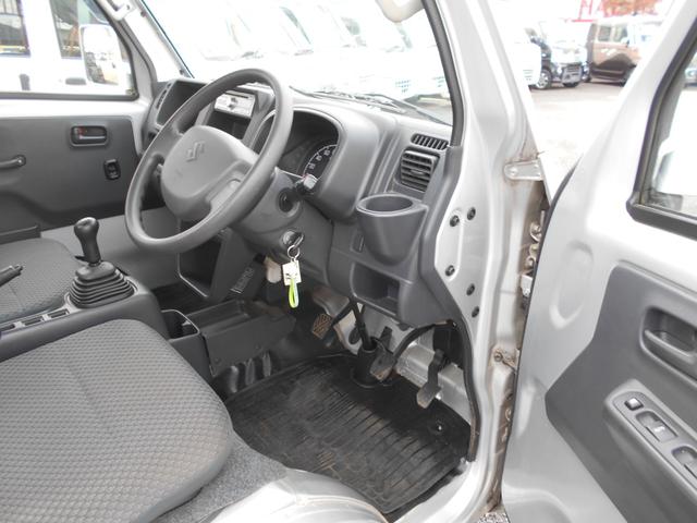 キャリイトラック ＫＸ　フロア５速　Ｆｕｌｌ装備　フォグランプ　作業灯　キーレス　ＣＤチューナー　メッキグリル　ボディ同色ドアミラー・アウターハンドル　ワンオーナー　軽自動車（10枚目）