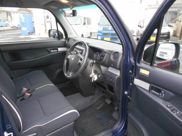 ムーヴコンテ カスタム　ＲＳ　ターボ　ＨＩＤヘッドライト　フォグランプ　スマートキー　エコアイドル　オートエアコン　ＣＤチューナー　プライバシーガラス　軽自動車（10枚目）