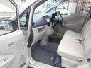 Goo鑑定とは、あなたに代わってプロの鑑定師が中古車の車両状態を鑑定するサービスです。第三者機関のプロの鑑定師によりチェックを行い、公正にグレードを定めます。