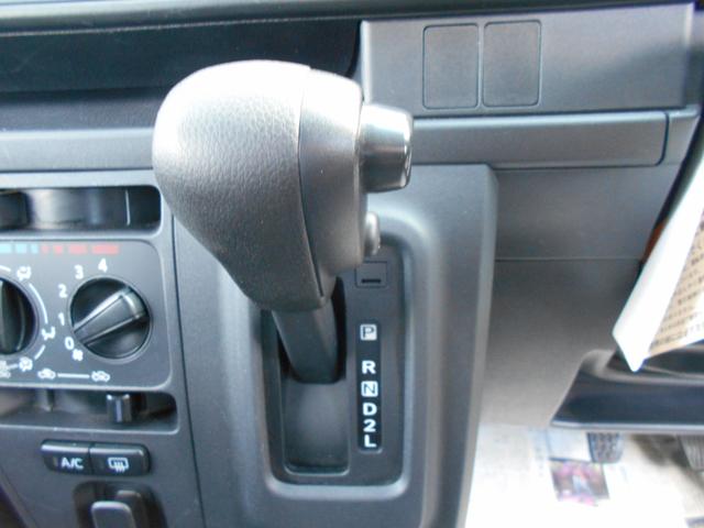 ハイゼットカーゴ クルーズＳＡＩＩＩ　社外ナビ　電動格納ミラー　両側スライドドア　安全運転サポート機能搭載（12枚目）