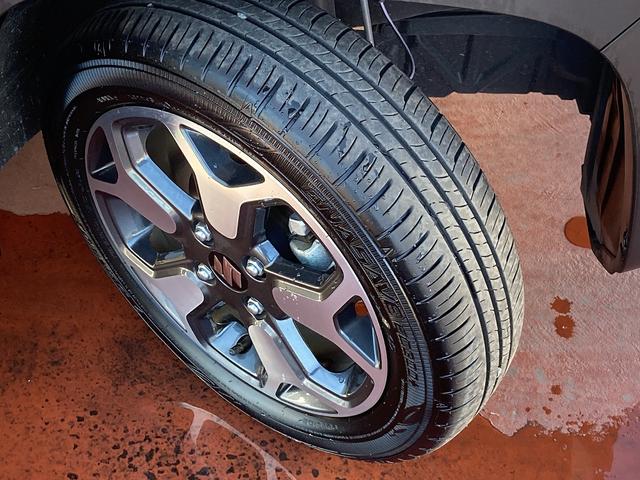 ハスラー ＨＹＢＲＩＤ　Ｘ　３型　全方位カメラ　ナビ　スズキコネクト　デモカー　衝突軽減システム　リヤパーキングセンサー　全方位モニター付ナビゲーション、シートヒーター、ＬＥＤヘッドランプ、インパネＣＶＴ、ステアリングスイッチ、クルーズコントロール、マイルドハイブリッド（11枚目）