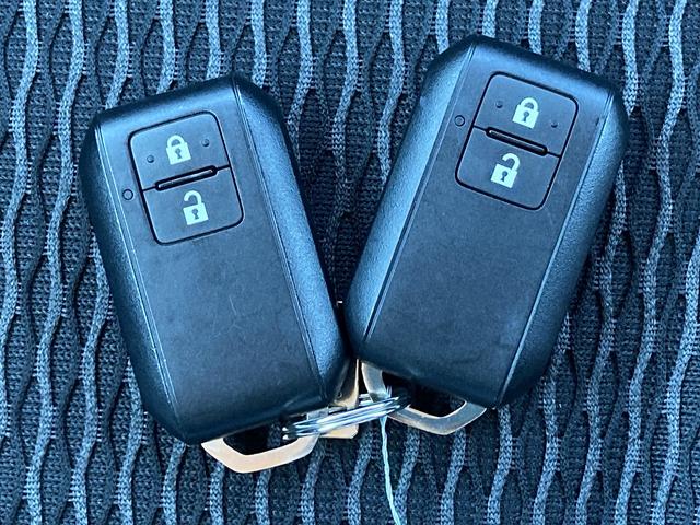 ハスラー ＨＹＢＲＩＤ　Ｘ　３型　全方位カメラ　ナビ　スズキコネクト　デモカー　衝突軽減システム　リヤパーキングセンサー　全方位モニター付ナビゲーション、シートヒーター、ＬＥＤヘッドランプ、インパネＣＶＴ、ステアリングスイッチ、クルーズコントロール、マイルドハイブリッド（17枚目）