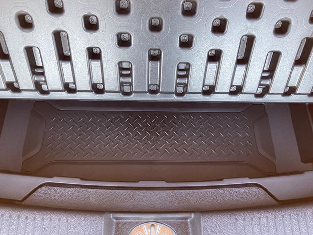 ハスラー ＨＹＢＲＩＤ　Ｘ　３型　全方位カメラ　ナビ　スズキコネクト　デモカー　衝突軽減システム　リヤパーキングセンサー　全方位モニター付ナビゲーション、シートヒーター、ＬＥＤヘッドランプ、インパネＣＶＴ、ステアリングスイッチ、クルーズコントロール、マイルドハイブリッド（42枚目）