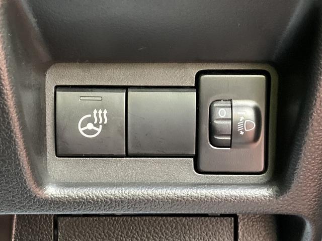 スペーシア ギア　ＨＹＢＲＩＤ　ＸＺ　メーカーオプション９インチナビ　全方位カメラ　両側パワースライドドア　デュアルセンサーブレーキサポート　スズキコネクトアダプティブクルーズコントロールヘッドアップディスプレイハンドルヒーター（21枚目）