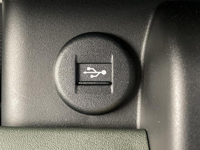 スペーシア ギア　ＨＹＢＲＩＤ　ＸＺ　メーカーオプション９インチナビ　全方位カメラ　両側パワースライドドア　デュアルセンサーブレーキサポート　スズキコネクトアダプティブクルーズコントロールヘッドアップディスプレイハンドルヒーター（27枚目）