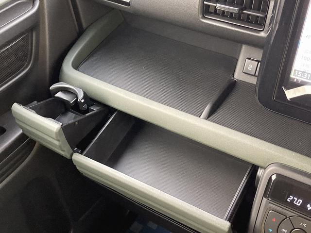 スペーシア ギア　ＨＹＢＲＩＤ　ＸＺ　メーカーオプション９インチナビ　全方位カメラ　両側パワースライドドア　デュアルセンサーブレーキサポート　スズキコネクトアダプティブクルーズコントロールヘッドアップディスプレイハンドルヒーター（37枚目）