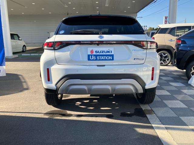 フロンクス １型　全方位モニターナビ　電動パーキング　スズキコネクト　全方位モニターナビ　スズキコネクト　衝突被害軽減システム　アダプティブクルーズコントロール　電動パーキングブレーキ　ＬＥＤヘッドランプ　１６インチアルミ　マイルドハイブリッド　ＵＳＢ電源ソケット（19枚目）