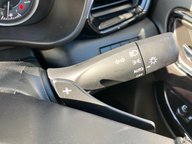 フロンクス １型　全方位モニターナビ　電動パーキング　スズキコネクト　全方位モニターナビ　スズキコネクト　衝突被害軽減システム　アダプティブクルーズコントロール　電動パーキングブレーキ　ＬＥＤヘッドランプ　１６インチアルミ　マイルドハイブリッド　ＵＳＢ電源ソケット（32枚目）