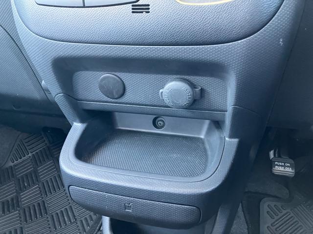 ソリオ Ｘ－ＤＪＥ　ＭＡ１５Ｓ　３型　スライドドア　プッシュスタート　オートエアコン　盗難防止システム（17枚目）