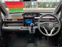 【インテリア】足元広々インパネシフト♪運転席から助手席への移動もラクラク♪運転席・助手席SRSエアバッグとSRSカーテンエアバッグ、フロントSRSサイドエアバッグ、6つのエアバッグを装備で安全装備充実