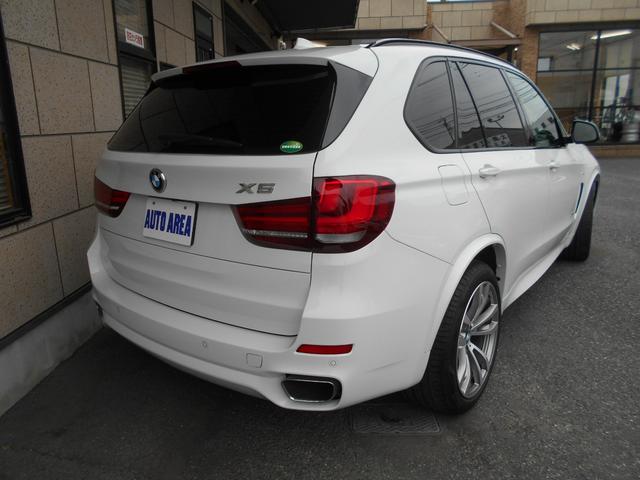 Ｘ５ ｘＤｒｉｖｅ　３５ｄ　Ｍスポーツ　本革　前後席シートヒーター付　大型ガラスパノラマルーフ　アダプティブＬＥＤヘッドライト　禁煙車　パネルタッチ式モニター（13枚目）