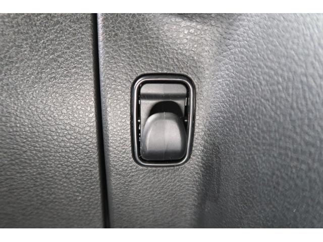 スペーシアカスタム カスタム　ＨＹＢＲＩＤ　ＧＳ　３型　全方位モニターナビ　全方位モニターナビ　スズキコネクト　ＥＴＣ　前後方録画ドライブレコーダー　衝突被害軽減システム　パワースライドドア　ＬＥＤヘッドランプ　アダプティブクルーズコントロール　盗難抑止システム　ワンオーナー（41枚目）