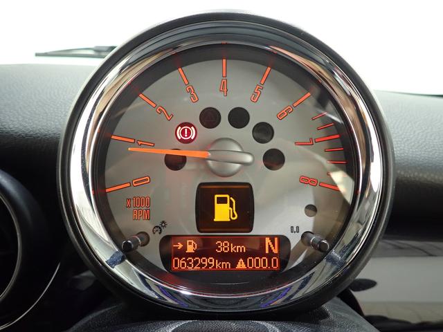 ＭＩＮＩ クーパーＳ　ハーフレザー　ＥＴＣ　スポーツシート　ＤＳＣ　パドルシフト　プロジェクターＨＩＤヘッドライト　ターボ車（54枚目）