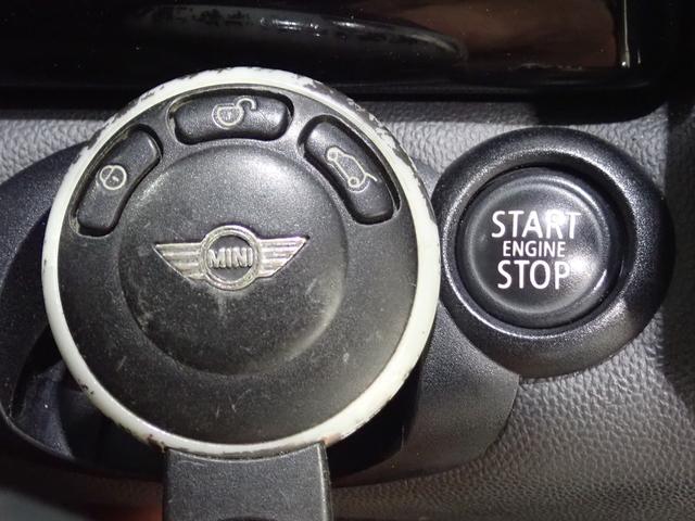 ＭＩＮＩ クーパーＳ　ハーフレザー　ＥＴＣ　スポーツシート　ＤＳＣ　パドルシフト　プロジェクターＨＩＤヘッドライト　ターボ車（56枚目）