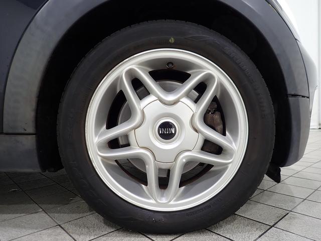 ＭＩＮＩ クーパーＳ　ＥＴＣ！！スポーツシート　ＤＳＣ　チェッカーミラーカバー　プロジェクターＨＩＤヘッドライト　ターボ車（7枚目）