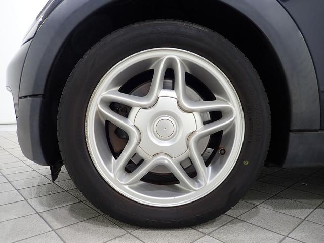 ＭＩＮＩ クーパーＳ　ＥＴＣ！！スポーツシート　ＤＳＣ　チェッカーミラーカバー　プロジェクターＨＩＤヘッドライト　ターボ車（8枚目）
