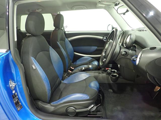 ＭＩＮＩ クーパーＳ　６ＭＴ車　社外マフラー　プロジェクターＨＩＤヘッドライト（13枚目）