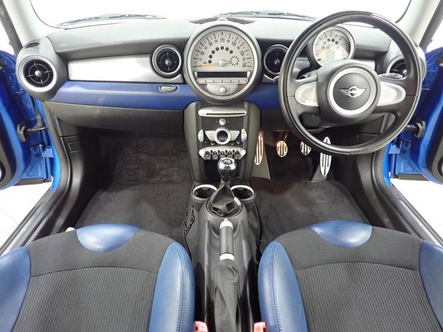 ＭＩＮＩ クーパーＳ　６ＭＴ車　社外マフラー　プロジェクターＨＩＤヘッドライト（34枚目）