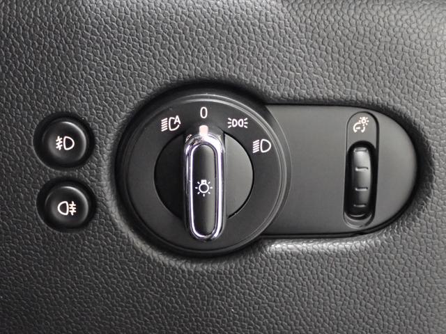 ＭＩＮＩ クーパーＳ　ワンオーナー　純正ナビ　地デジＴＶ　Ｂｌｕｅｔｏｏｔｈ対応　ＬＥＤヘッドライト（53枚目）