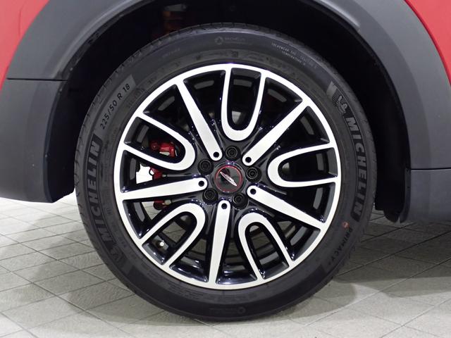 ＭＩＮＩ ジョンクーパーワークス　クロスオーバー　純正ナビ　バックモニター　コンフォートアクセス　アダプティブクルーズコントロール　ハーフレザー　シートヒーター　パワーゲート　Ｂｌｕｅｔｏｏｔｈ対応　ＬＥＤヘッドライト（5枚目）