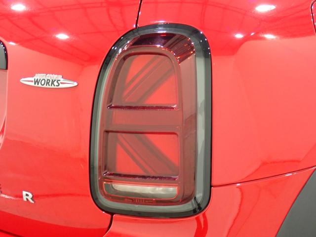 ＭＩＮＩ ジョンクーパーワークス　クロスオーバー　純正ナビ　バックモニター　コンフォートアクセス　アダプティブクルーズコントロール　ハーフレザー　シートヒーター　パワーゲート　Ｂｌｕｅｔｏｏｔｈ対応　ＬＥＤヘッドライト（27枚目）
