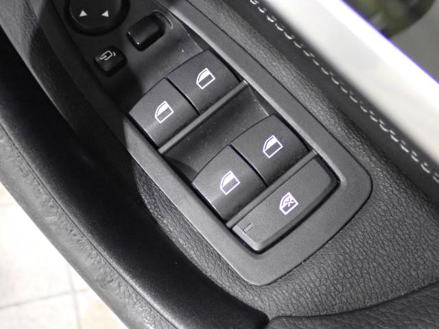 Ｘ１ ｘＤｒｉｖｅ　１８ｄ　ｘライン　純正ナビ　サンルーフ　パワーバックドア　レザーシート　シートヒート　４ＷＤ　アダプティブクルーズコントロール　Ｂｌｕｅｔｏｏｔｈ対応　ＬＥＤヘッドライト（17枚目）