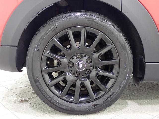 ＭＩＮＩ クーパーＳ　純正ナビ　バックカメラ　Ｂｌｕｅｔｏｏｔｈ対応　ＬＥＤヘッドライト（5枚目）